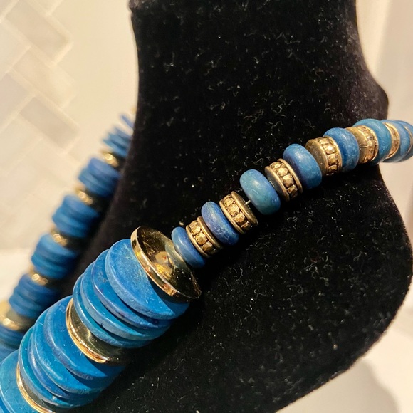 3/$50 Blue Chunky Wood Choker Necklace - ** 3 FOR $50 DEAL + REDUCED SHIPPING ** - Picture 8 of 9